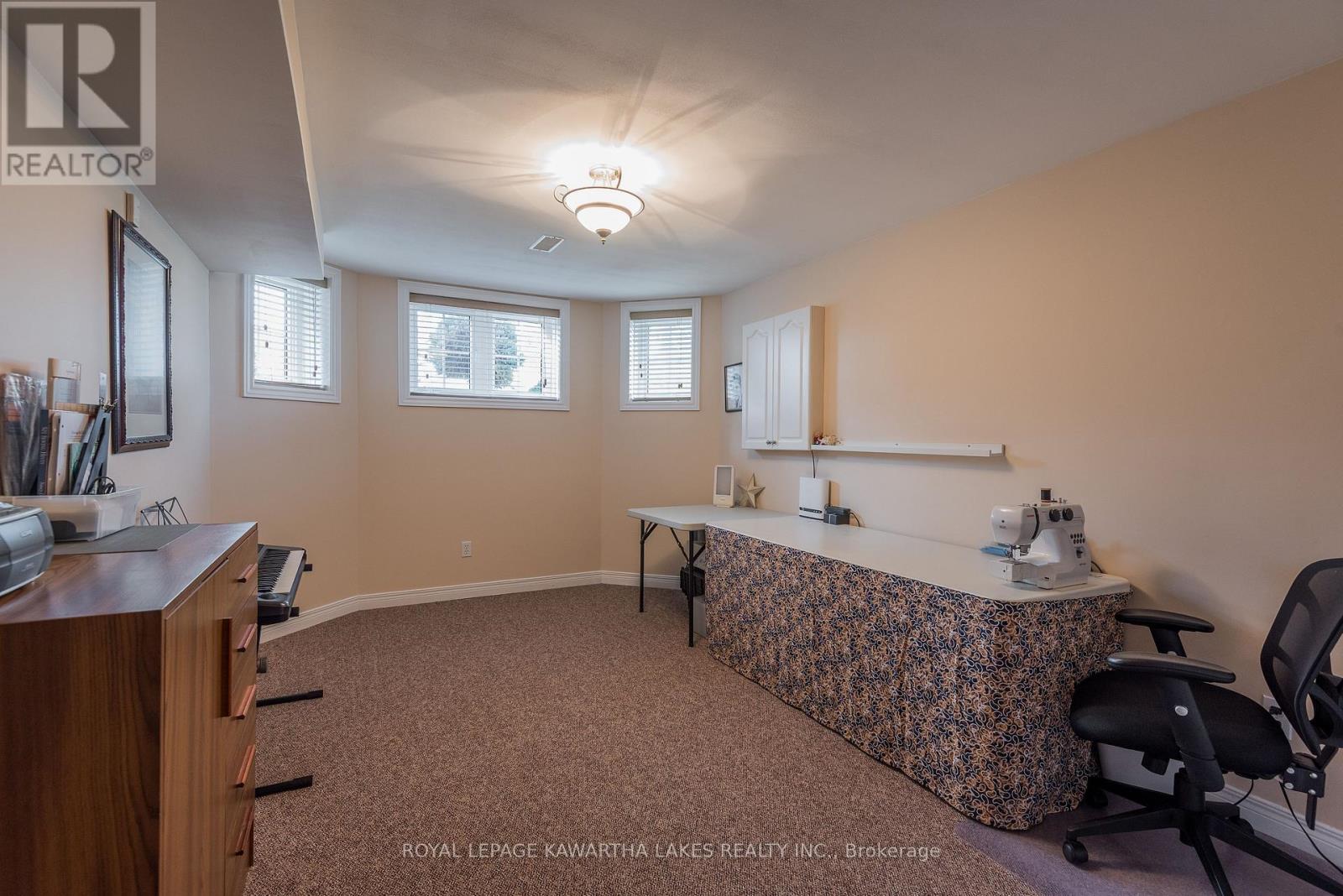 29 Midland Drive, Kawartha Lakes, Ontario  K9V 6B9 - Photo 33 - X12931634