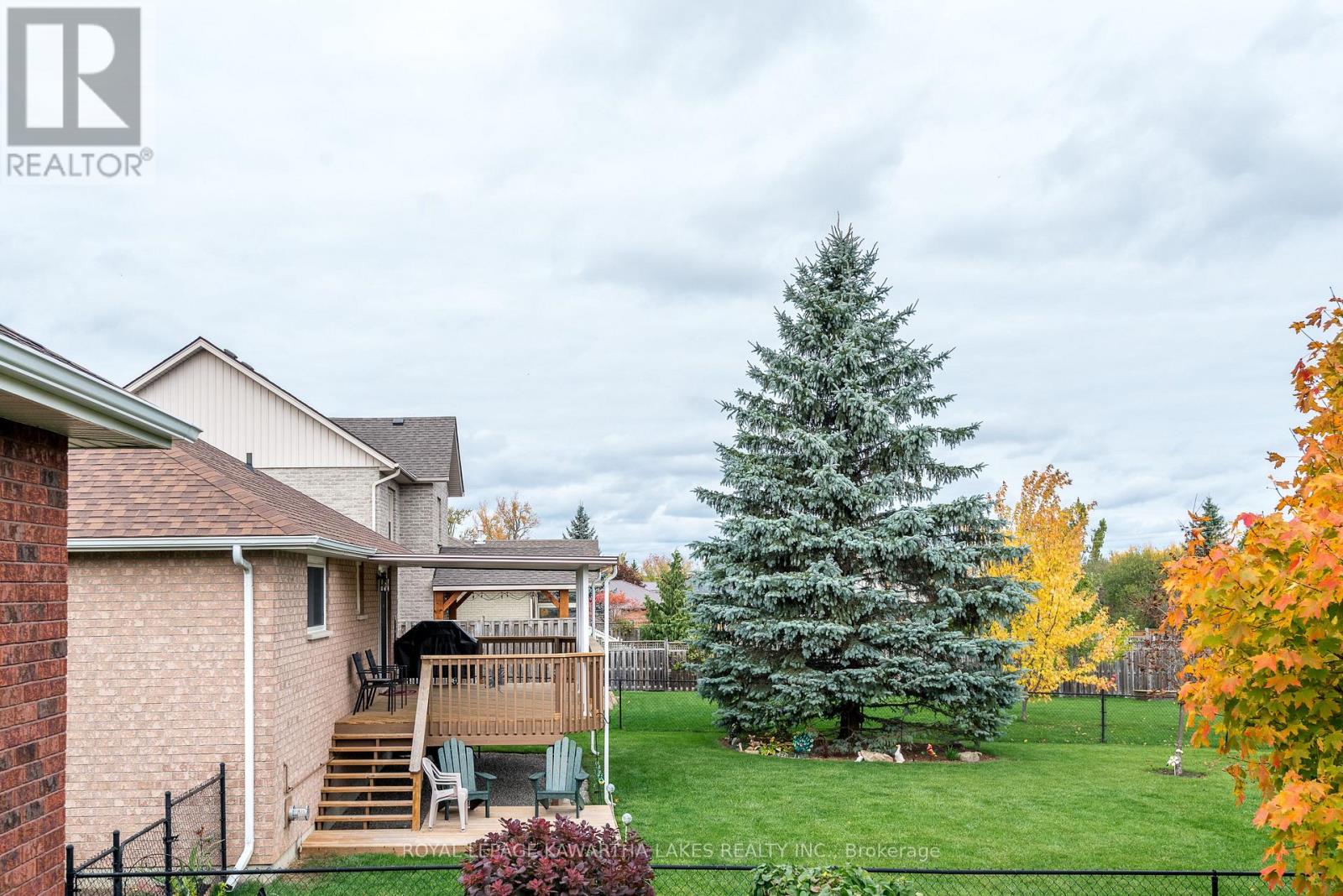 29 Midland Drive, Kawartha Lakes, Ontario  K9V 6B9 - Photo 9 - X12931634