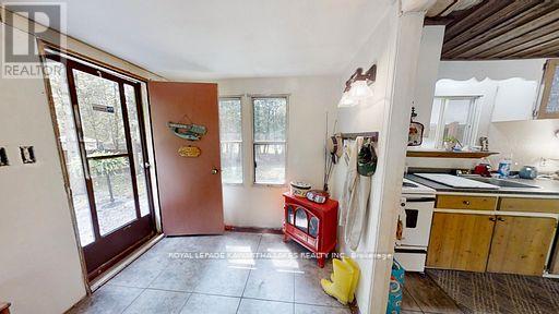 81 Mcguire Beach Road, Kawartha Lakes, Ontario  K0M 2B0 - Photo 16 - X12944454