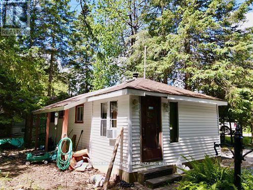 81 Mcguire Beach Road, Kawartha Lakes, Ontario  K0M 2B0 - Photo 47 - X12944454