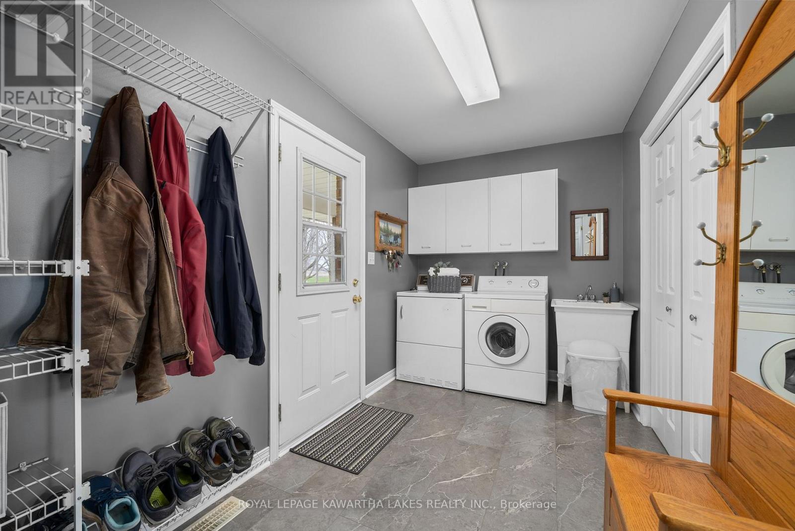 890 Woodville Road, Kawartha Lakes, Ontario  K0M 2T0 - Photo 20 - X12951698