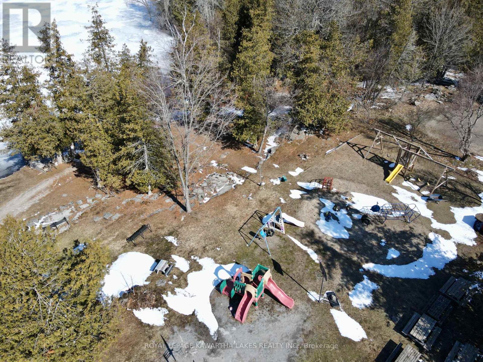 1136 Sylvan Glen Drive, Ramara, Ontario  L0K 1B0 - Photo 48 - S12971228