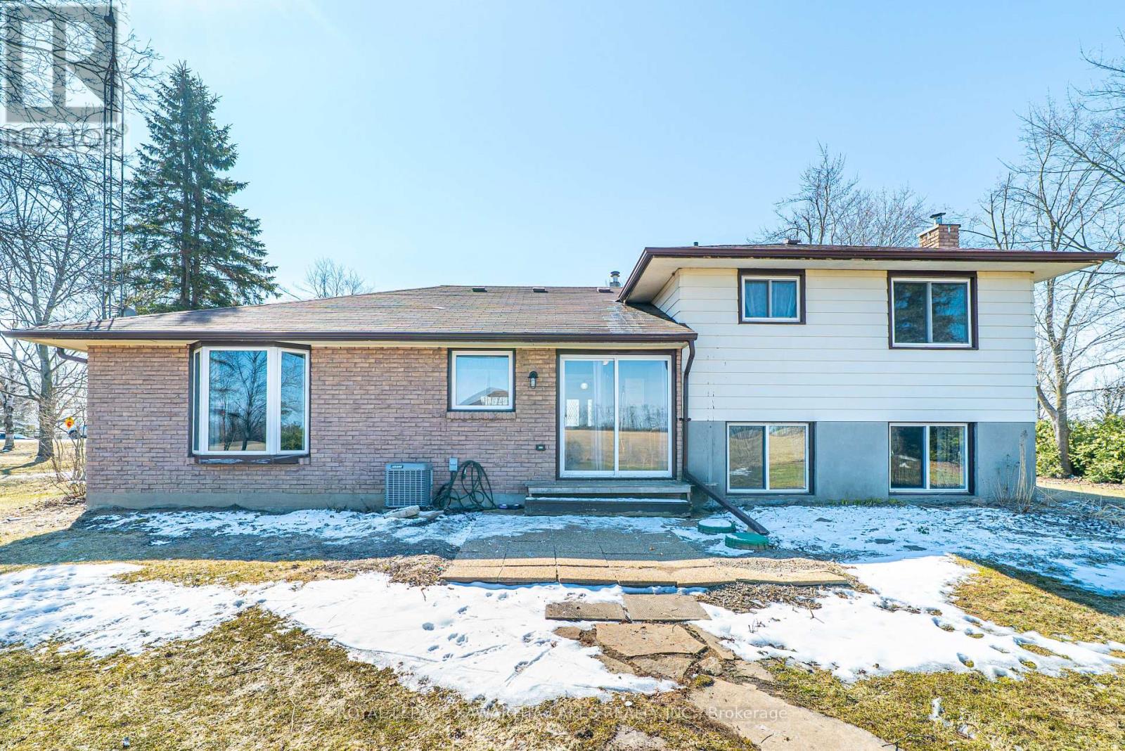 49 Cresswell Road E, Kawartha Lakes, Ontario  K0M 1J0 - Photo 21 - X12984000