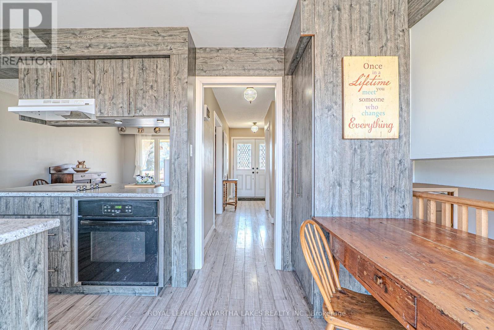 49 Cresswell Road E, Kawartha Lakes, Ontario  K0M 1J0 - Photo 37 - X12984000