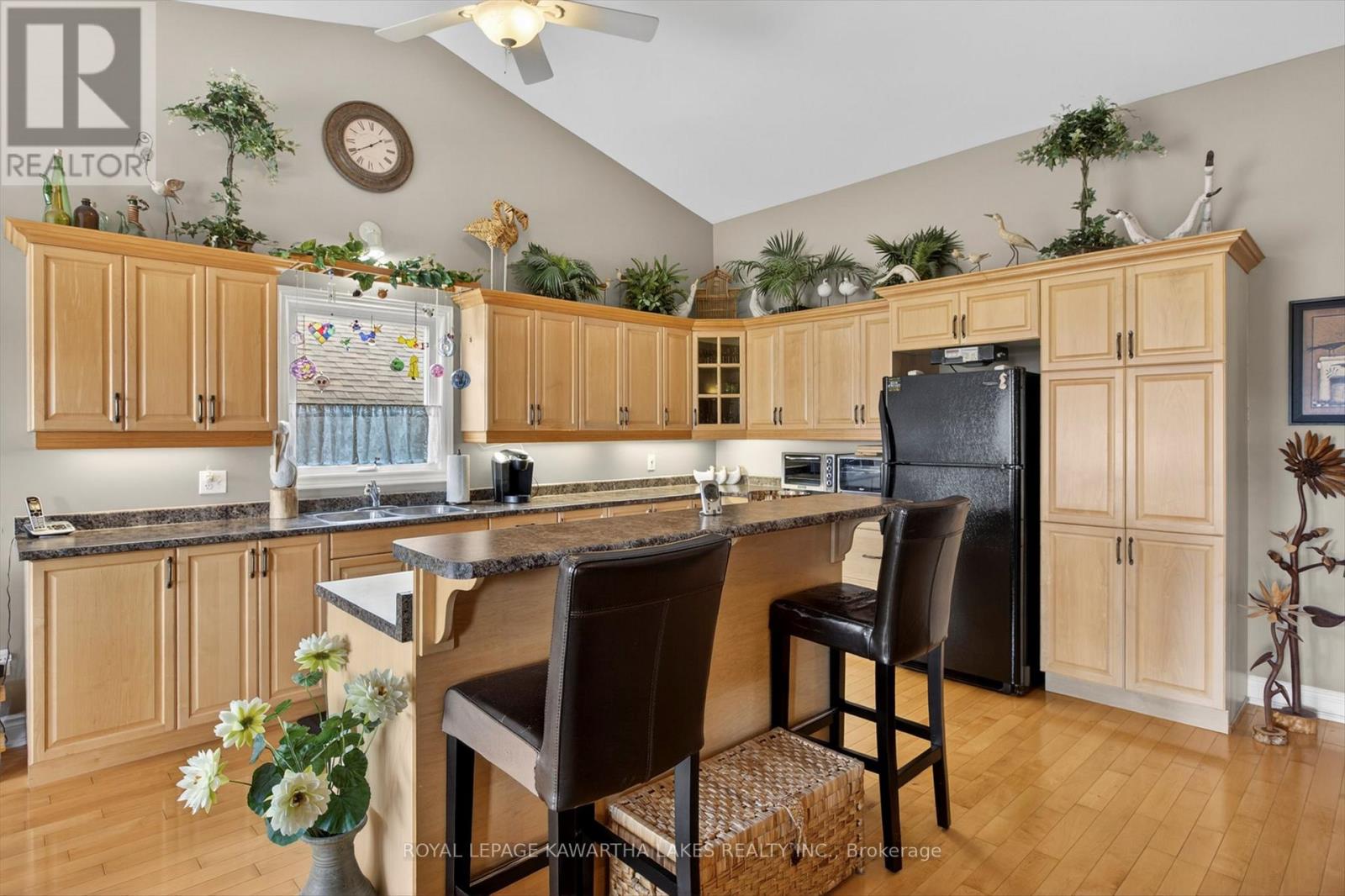 376 Wallace Drive, Kawartha Lakes, Ontario  K9V 6K7 - Photo 10 - X13077012