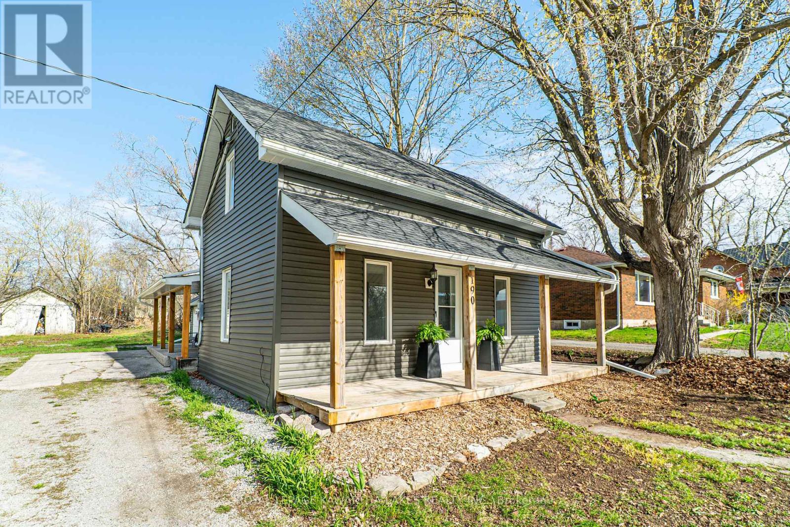 190 Main Street, Kawartha Lakes, Ontario  K0M 1A0 - Photo 1 - X13078988