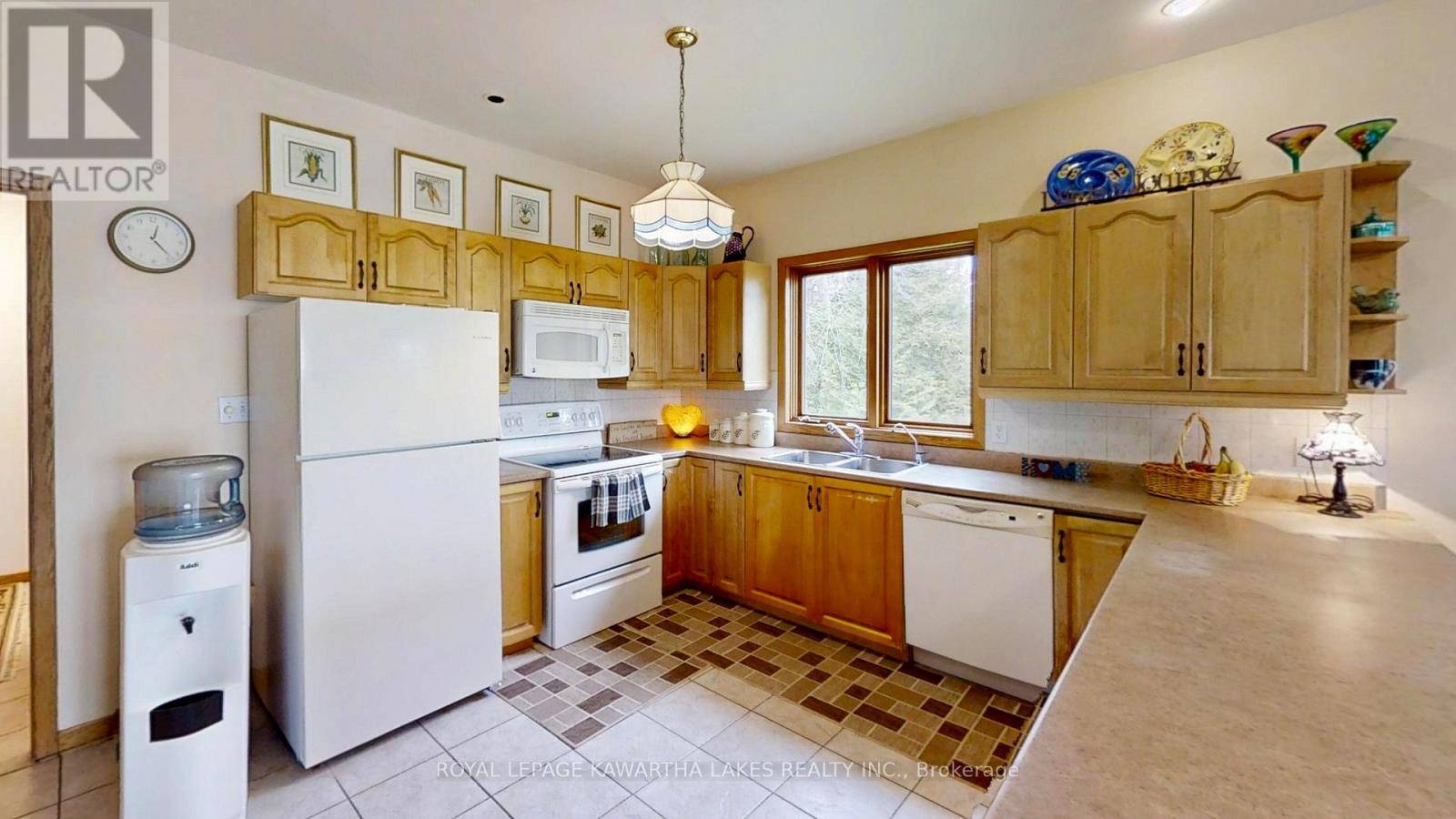 21 Emerald Street, Kawartha Lakes, Ontario  K9V 4R6 - Photo 17 - X13116588