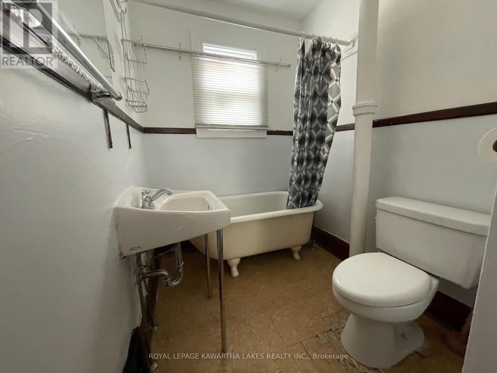 350 Oshawa Boulevard S, Oshawa, Ontario  L1H 5S4 - Photo 14 - E13126750