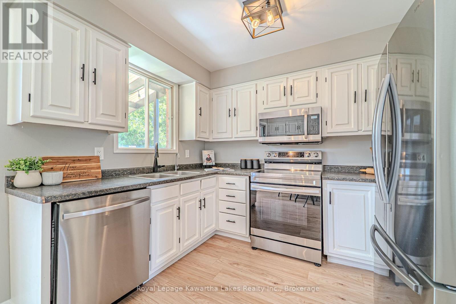 25 Birch Court, Kawartha Lakes, Ontario  K9V 5J3 - Photo 16 - X13232610