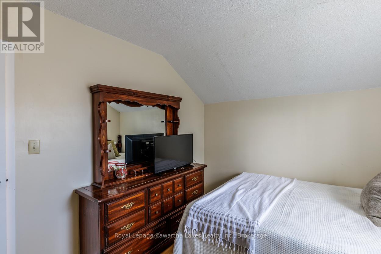 99 Lindsay Street, Kawartha Lakes, Ontario  K0M 1N0 - Photo 35 - X13233394