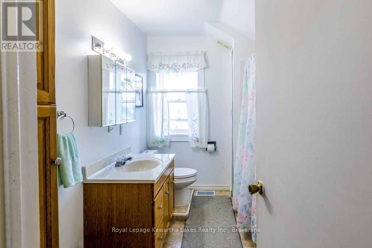 99 Lindsay Street, Kawartha Lakes, Ontario  K0M 1N0 - Photo 40 - X13233394