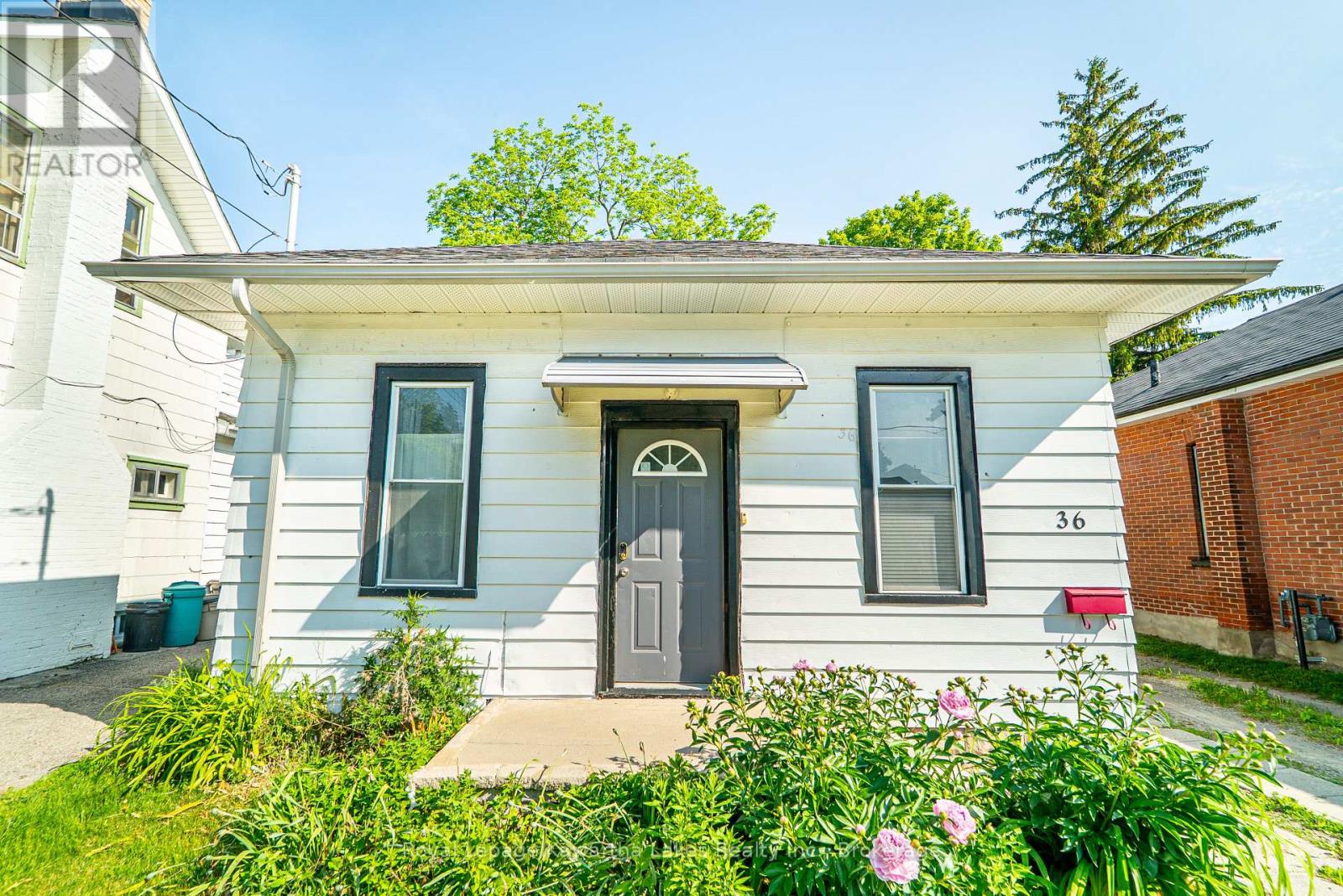 36 Melbourne Street W, Kawartha Lakes, Ontario  K9V 2S8 - Photo 2 - X13425676