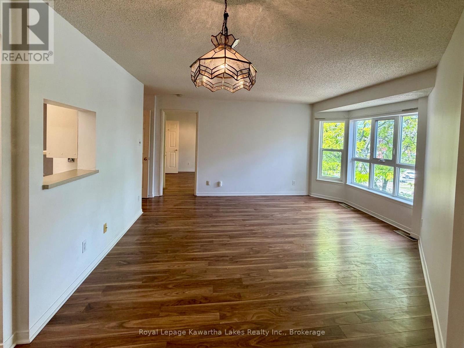 303 - 4 Heritage Way, Kawartha Lakes, Ontario  K9V 5Z2 - Photo 13 - X13460928