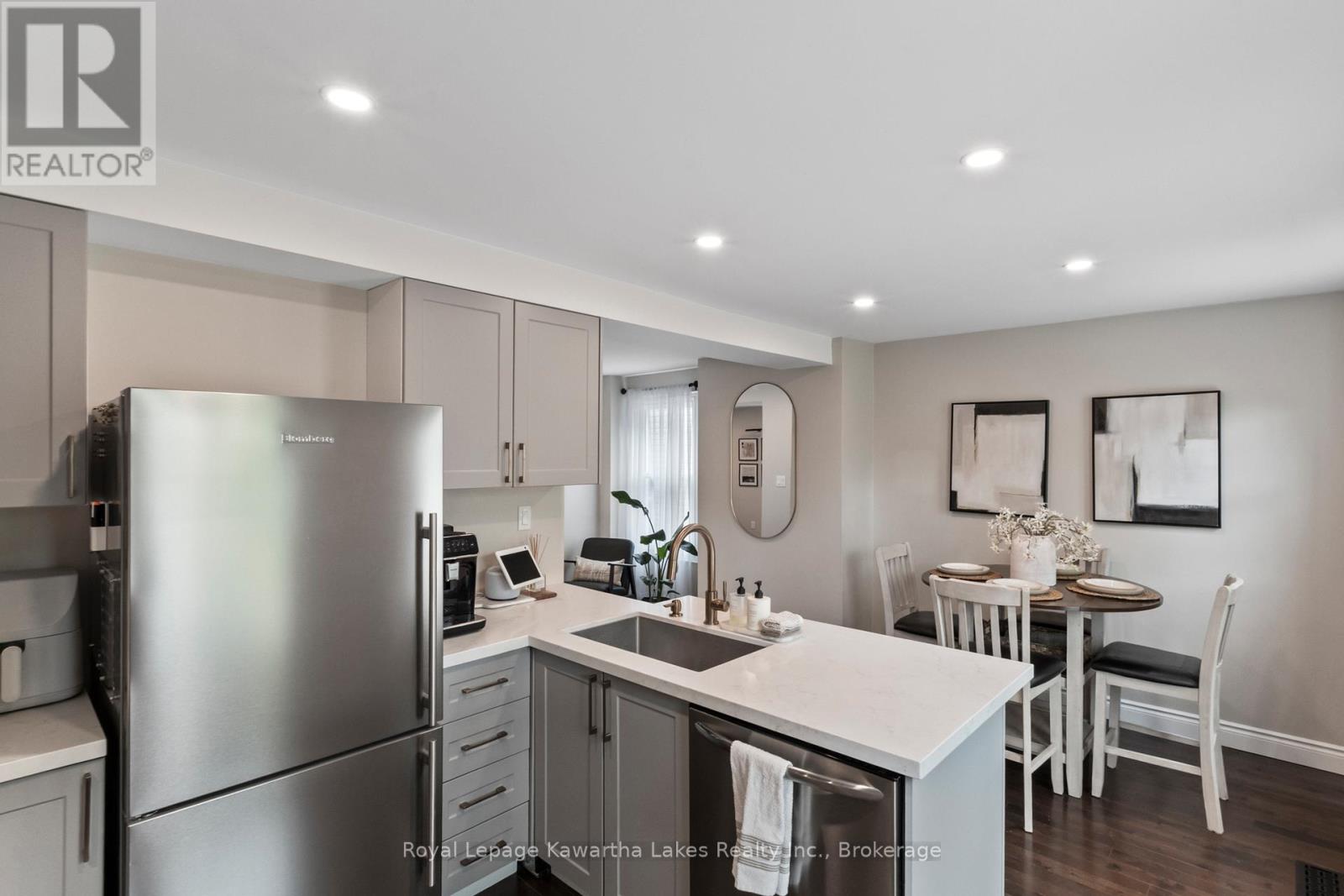 32 Simcoe Street, Kawartha Lakes, Ontario  K9V 2G4 - Photo 16 - X13465172