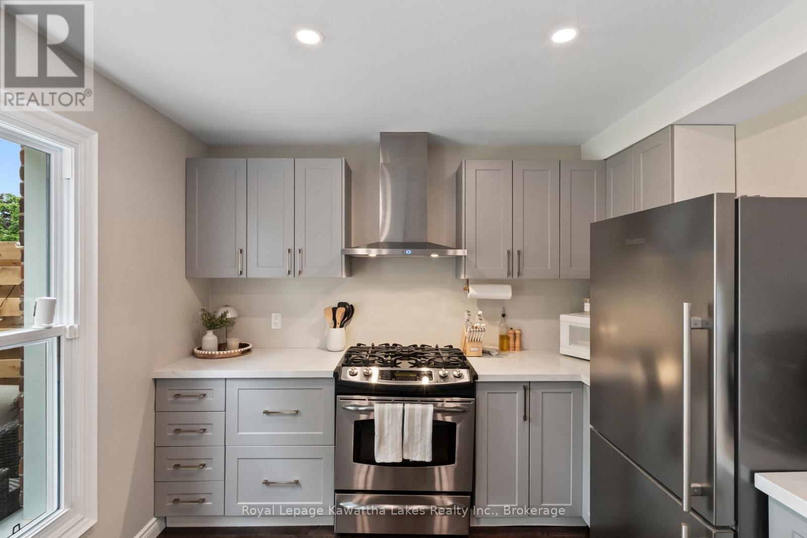 32 Simcoe Street, Kawartha Lakes, Ontario  K9V 2G4 - Photo 19 - X13465172