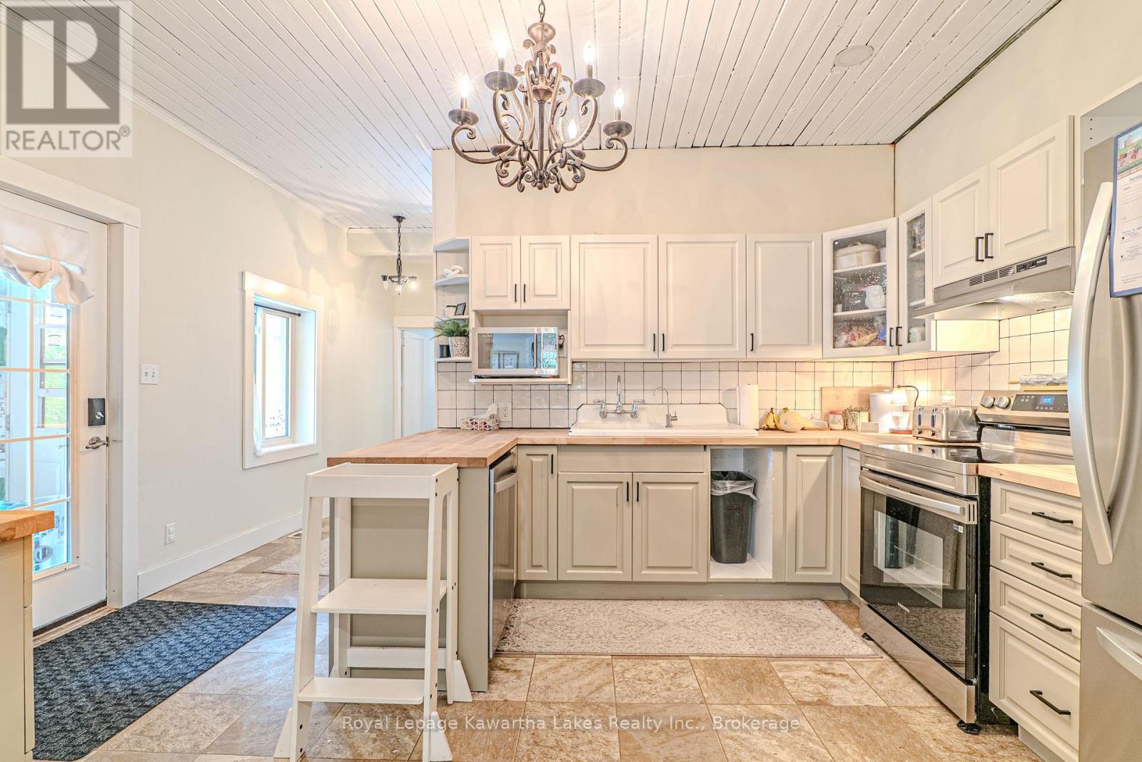 112 Echo Bay Road, Kawartha Lakes, Ontario  K0M 1A0 - Photo 18 - X13486256