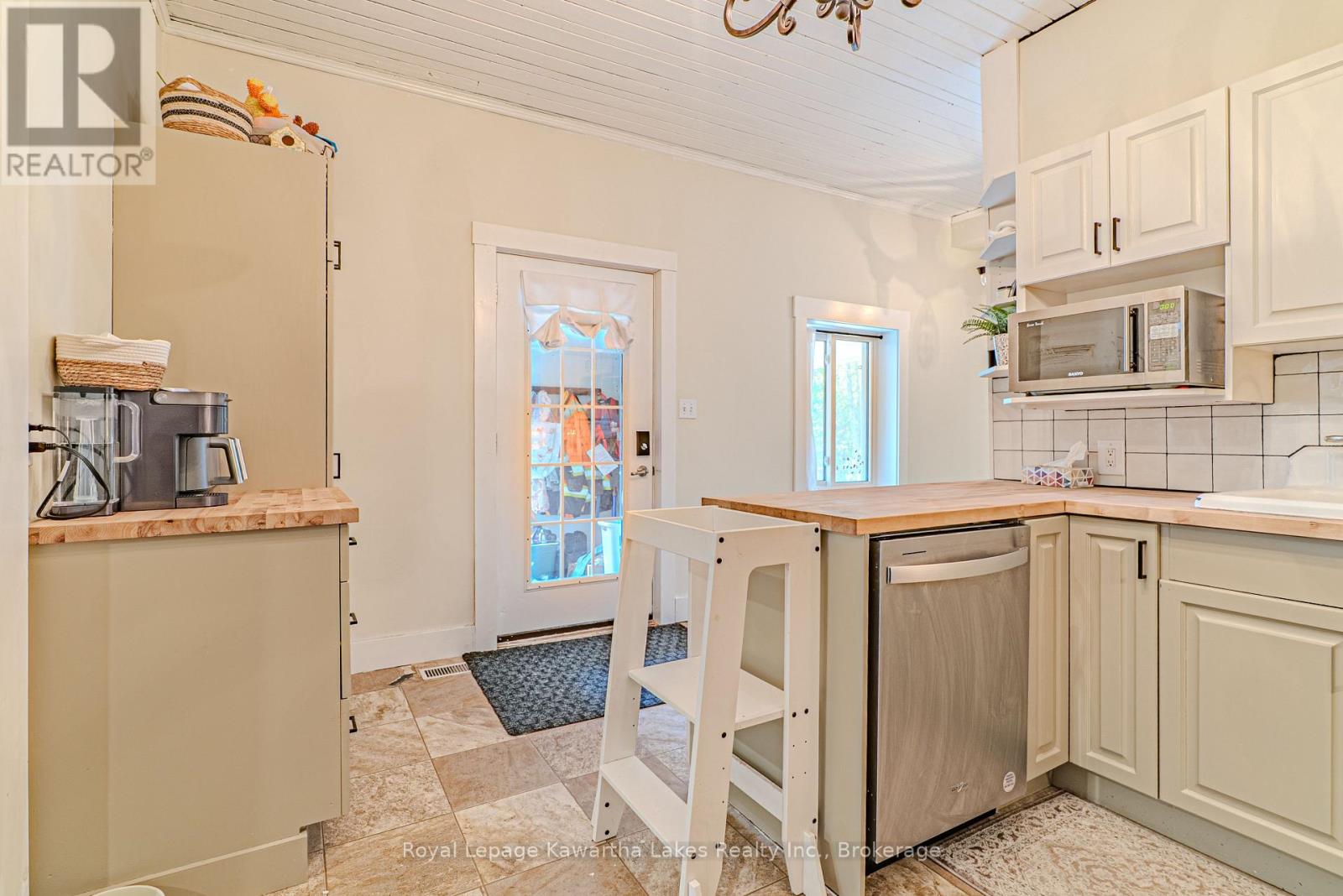 112 Echo Bay Road, Kawartha Lakes, Ontario  K0M 1A0 - Photo 20 - X13486256
