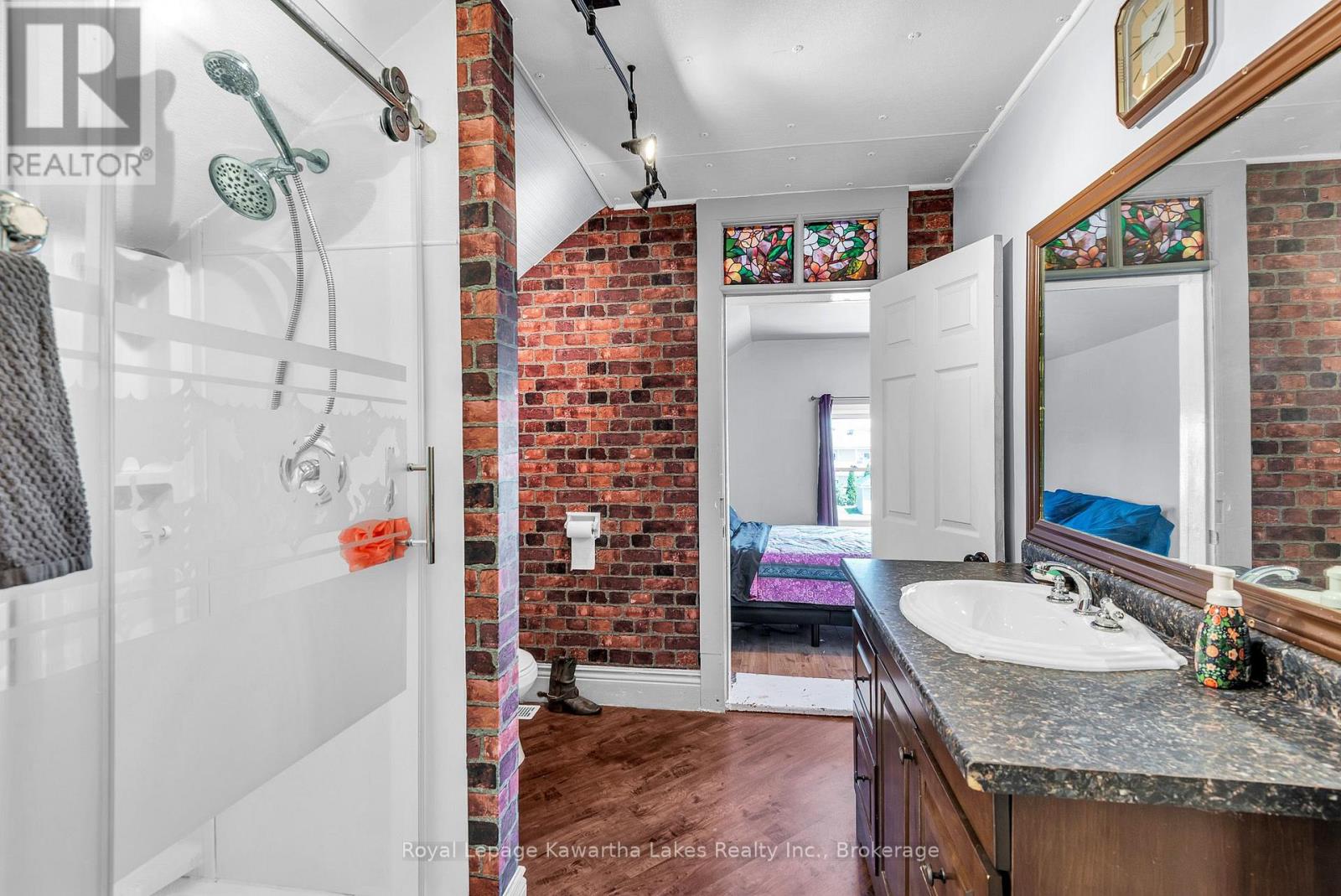 6 Wolfe Street, Kawartha Lakes, Ontario  K9V 2H9 - Photo 18 - X13566294