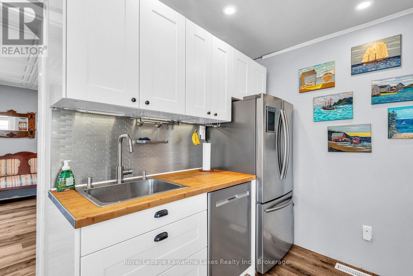 6 Wolfe Street, Kawartha Lakes, Ontario  K9V 2H9 - Photo 7 - X13566294