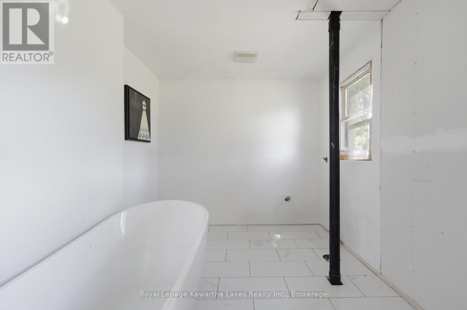 98 Brookview Road, Kawartha Lakes, Ontario  K9V 4R5 - Photo 25 - X13568500