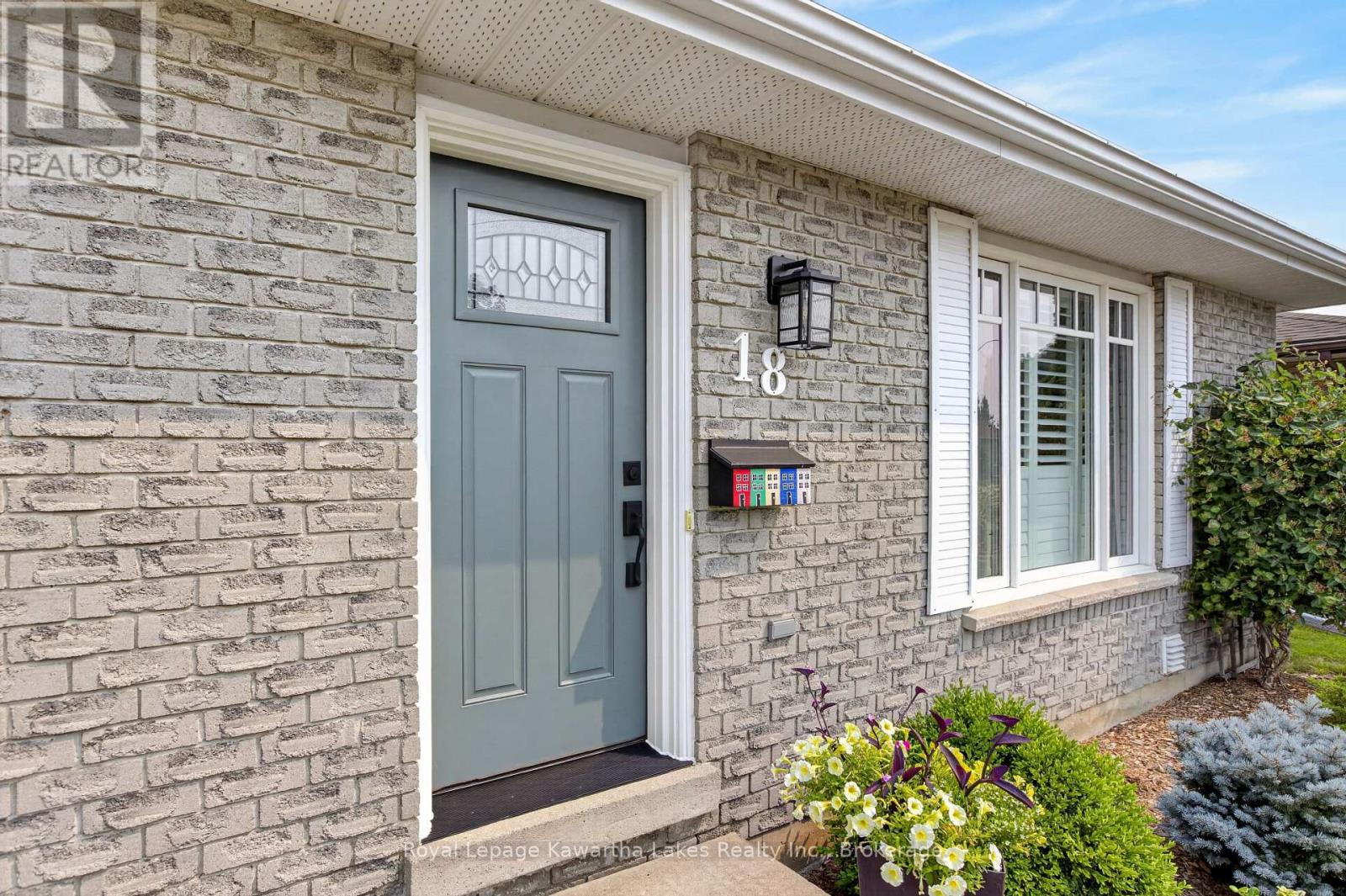 18 Madill Crescent, Kawartha Lakes, Ontario  K9V 5W8 - Photo 3 - X13582410