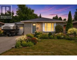 18 MADILL CRESCENT, Kawartha Lakes, Ontario