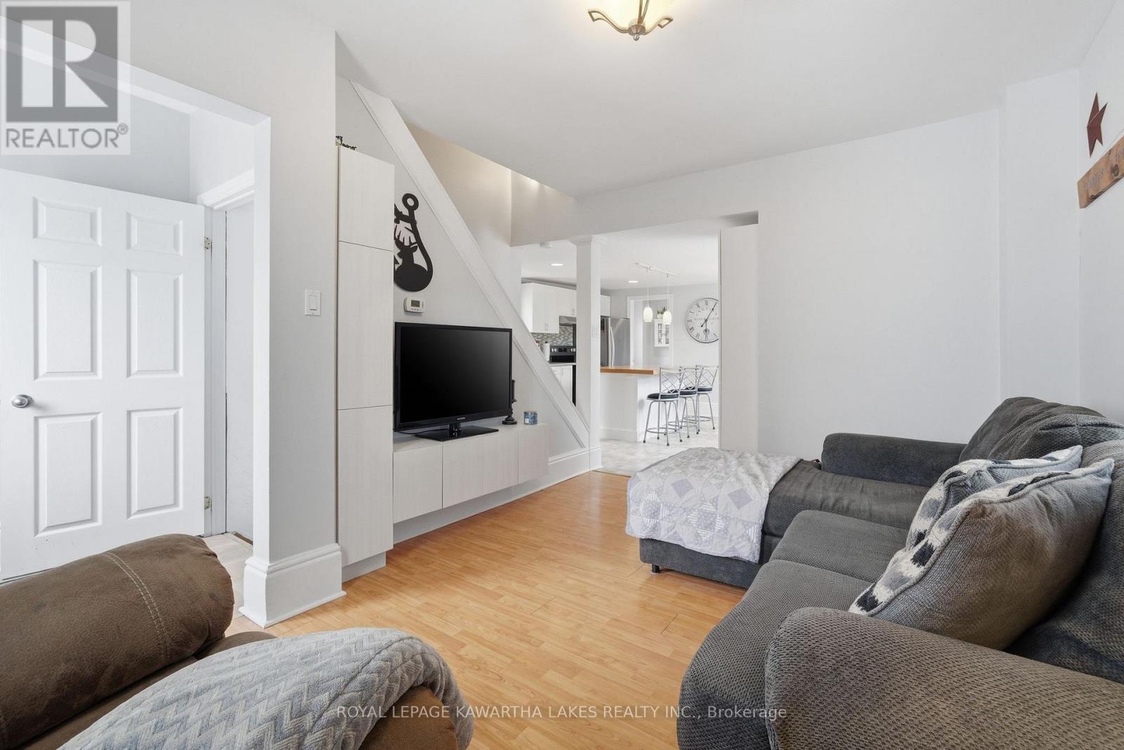 126 King Street, Kawartha Lakes, Ontario  K9V 1E3 - Photo 12 - X13597166