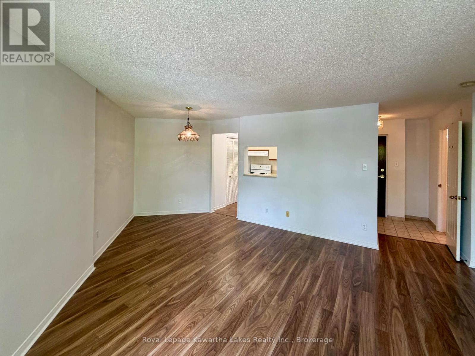 303 - 4 Heritage Way, Kawartha Lakes, Ontario  K9V 5Z2 - Photo 10 - X13621294