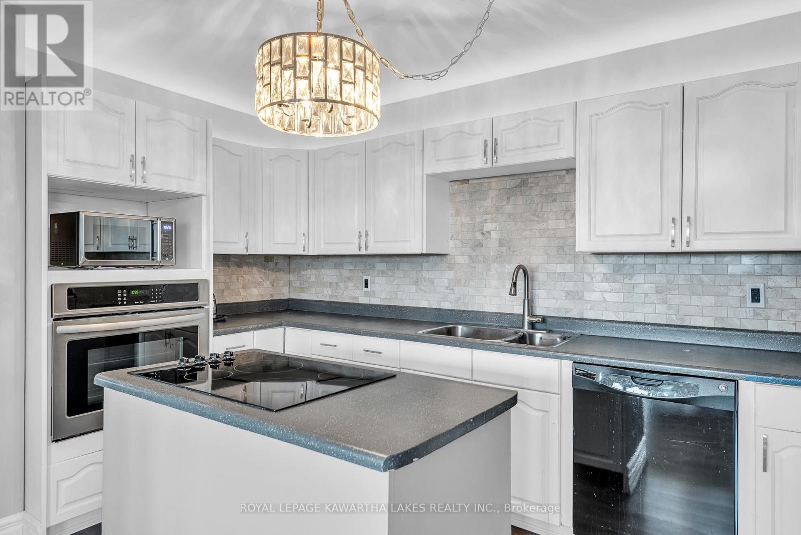 9 Buckhorn Road, Kawartha Lakes, Ontario  K9V 4R6 - Photo 10 - X13632686