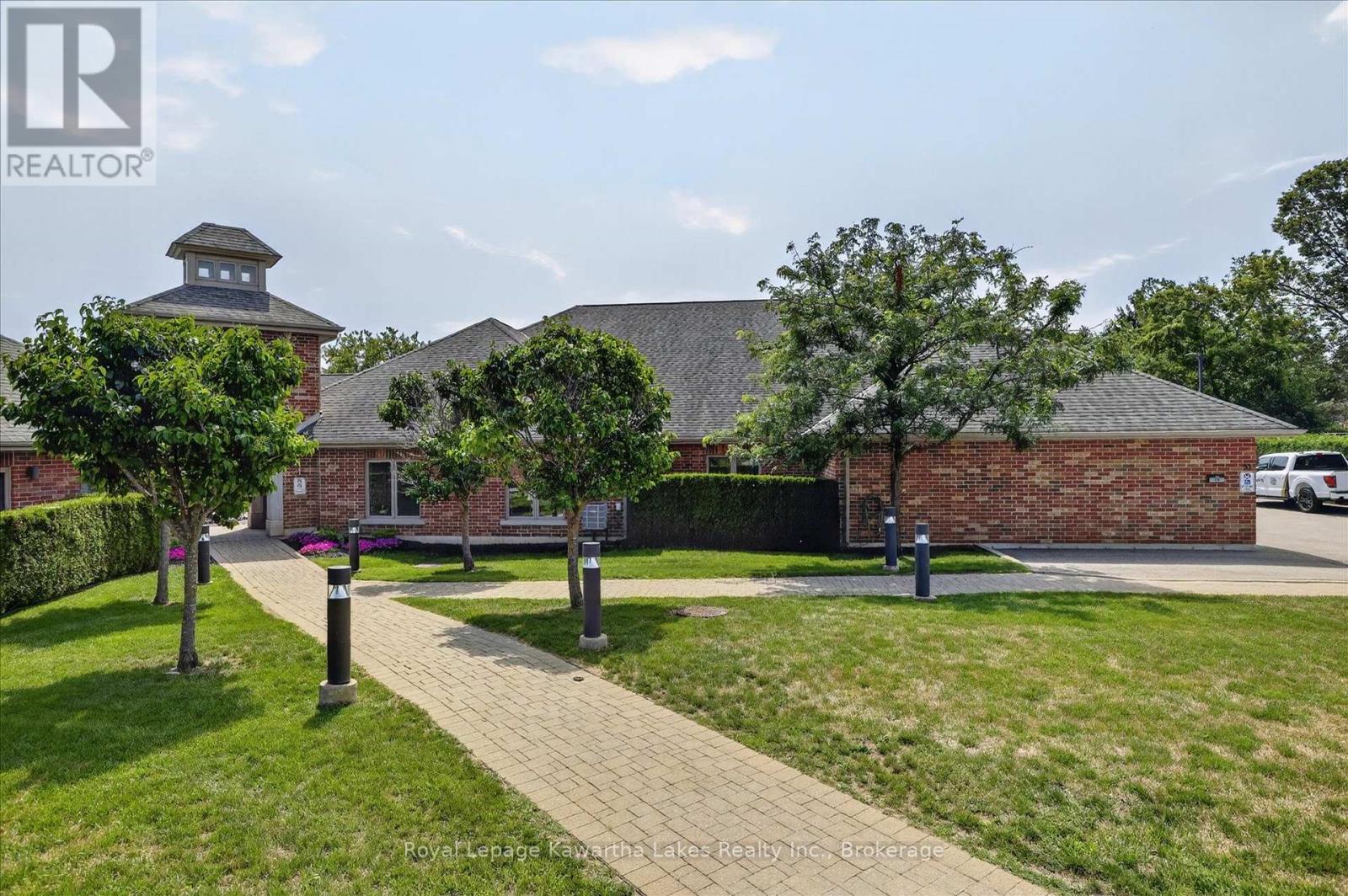 7 - 35 Green Arbour Way, Kawartha Lakes, Ontario  K9V 0E7 - Photo 4 - X13633090