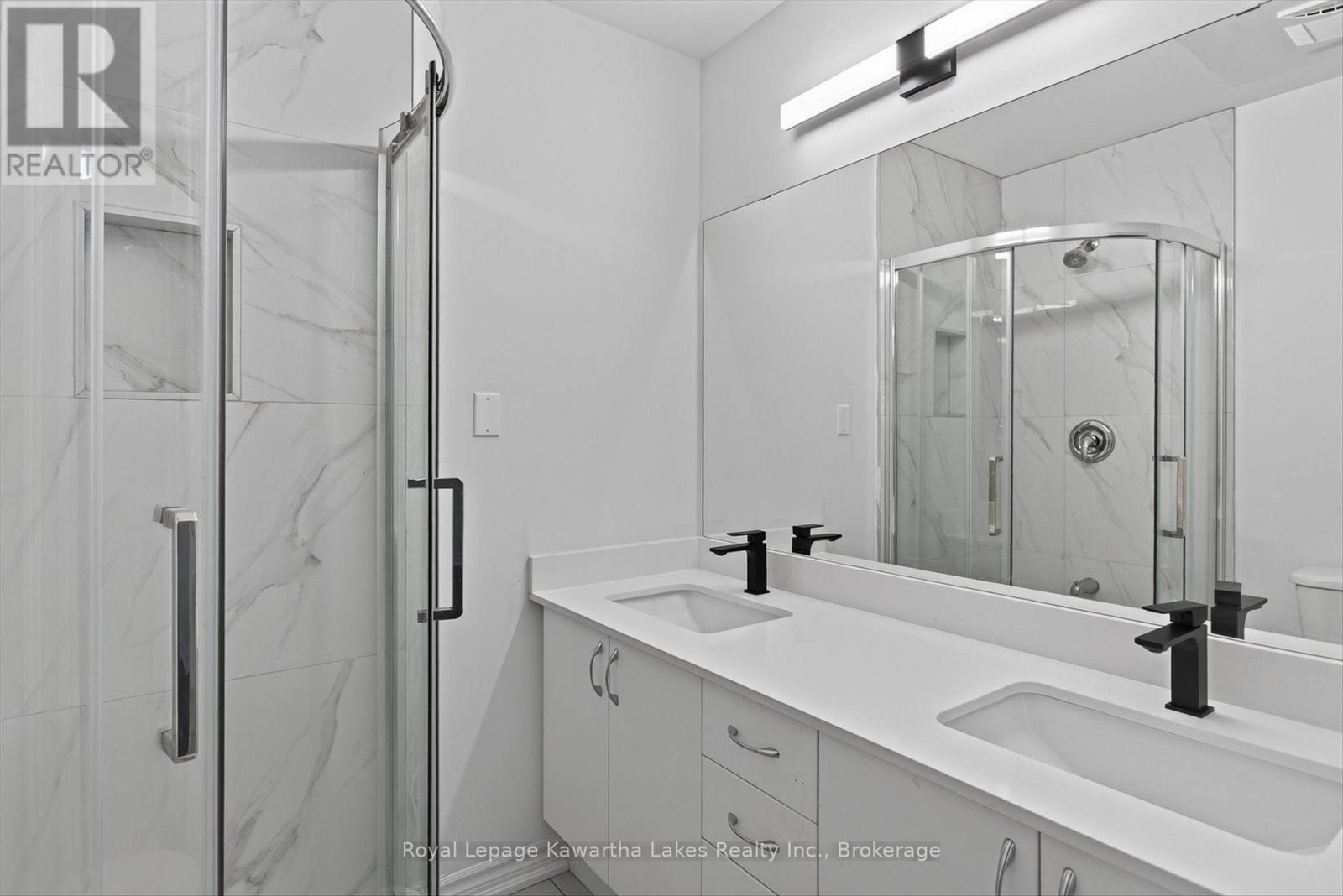 19 Hennessey Crescent, Kawartha Lakes, Ontario  K9V 0P2 - Photo 29 - X13660766