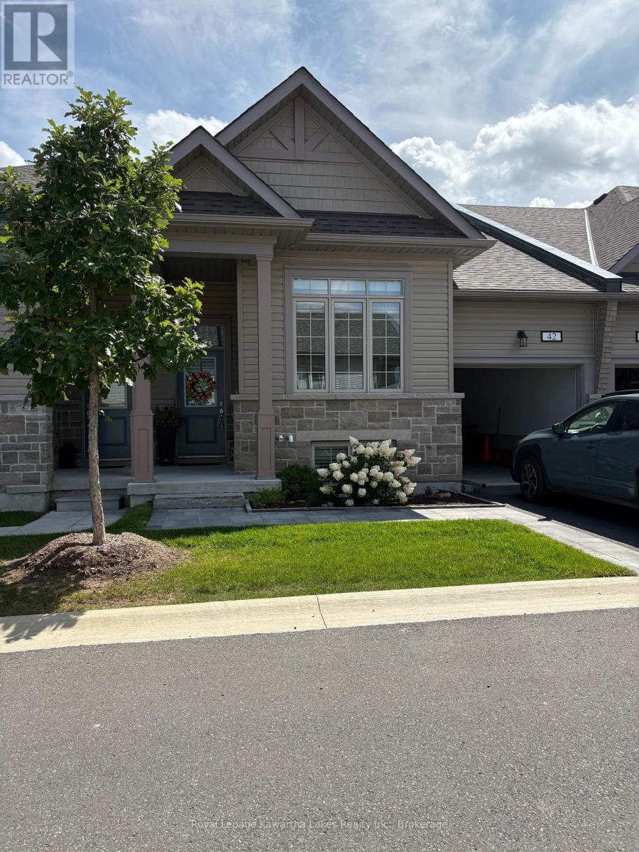 Unit 42 - 17 Lakewood Cres Crescent, Kawartha Lakes, Ontario  K0M 1A0 - Photo 2 - X13698534